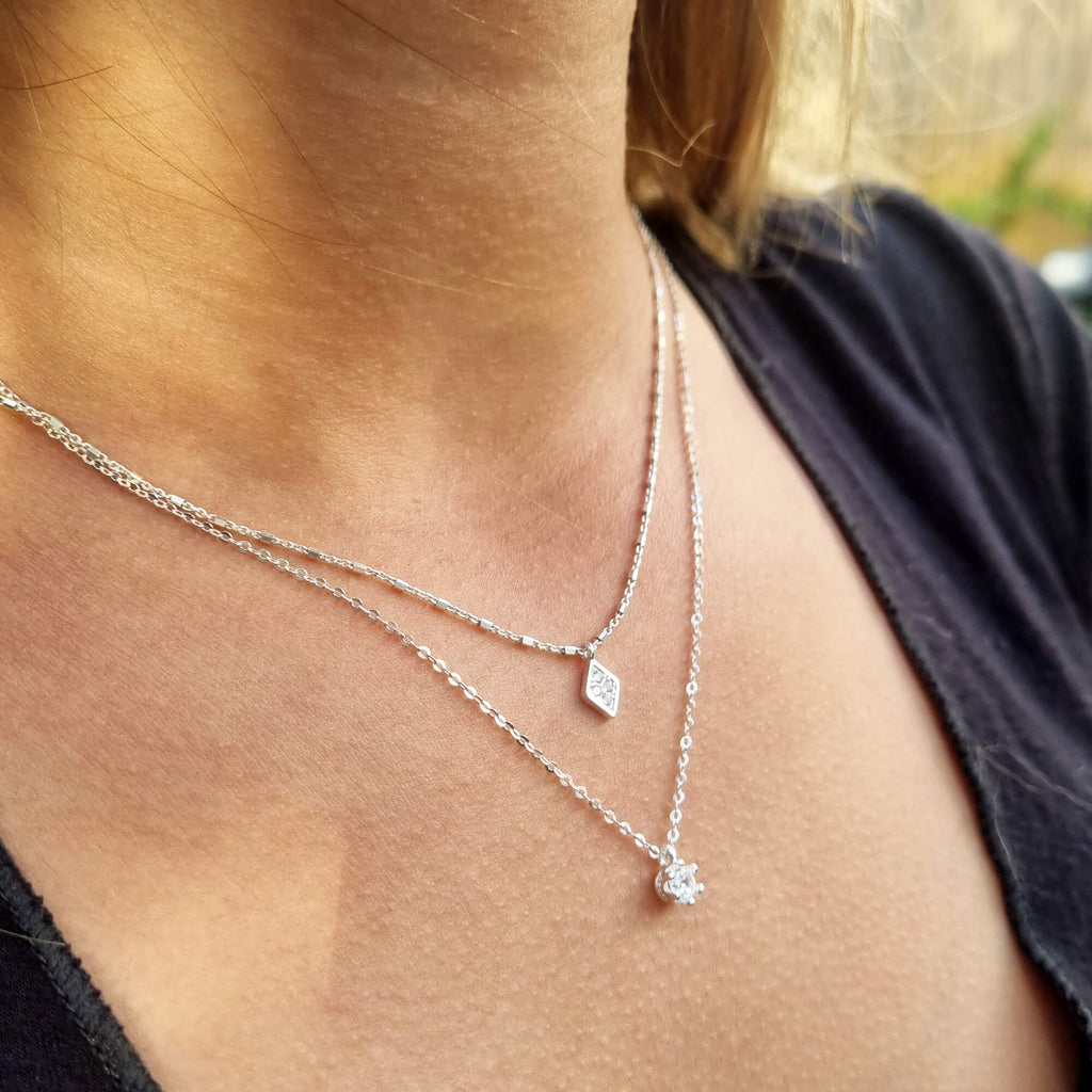 שרשרת מינימליסטית משובצות זירקונים | דנה מנצור