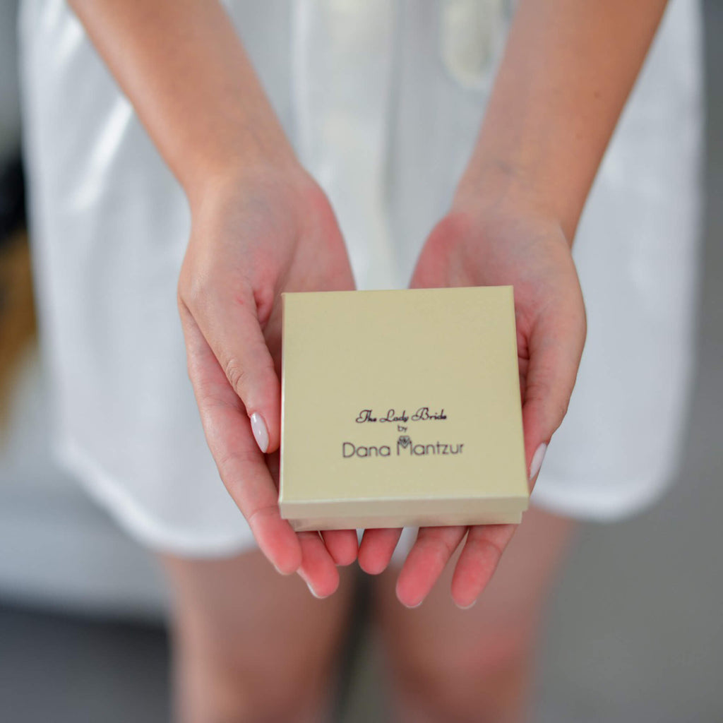 מגוון סיכות שיער לכלות בתל אביב ובמרכז - דנה מנצור