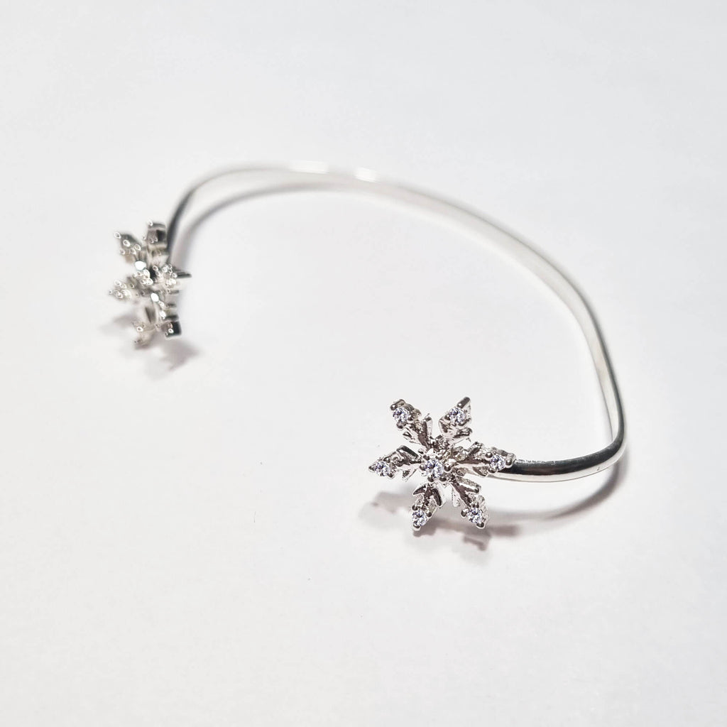 מטפס אוזניים Nunataq: שרוול הליקס כסף סטרלינג ללא פירסינג | דנה מנצור