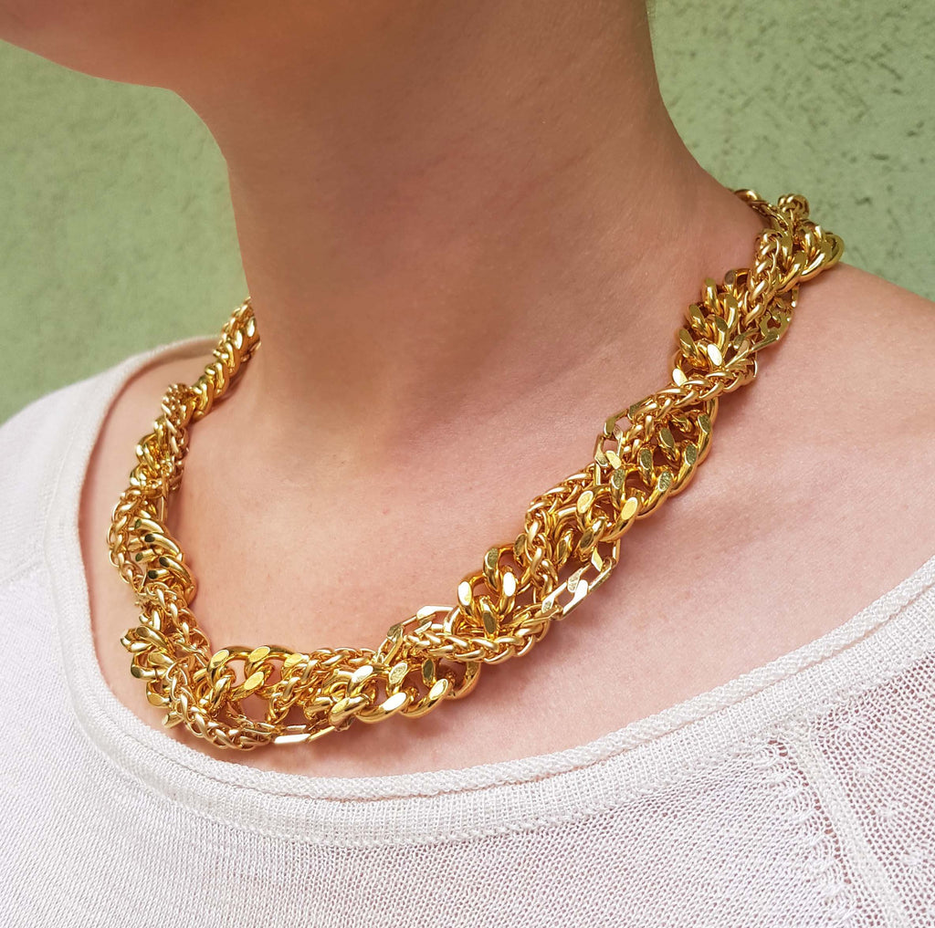 שרשרת שמנמנה גדולה, שרשרת בייבי בילי, דנה מנצור