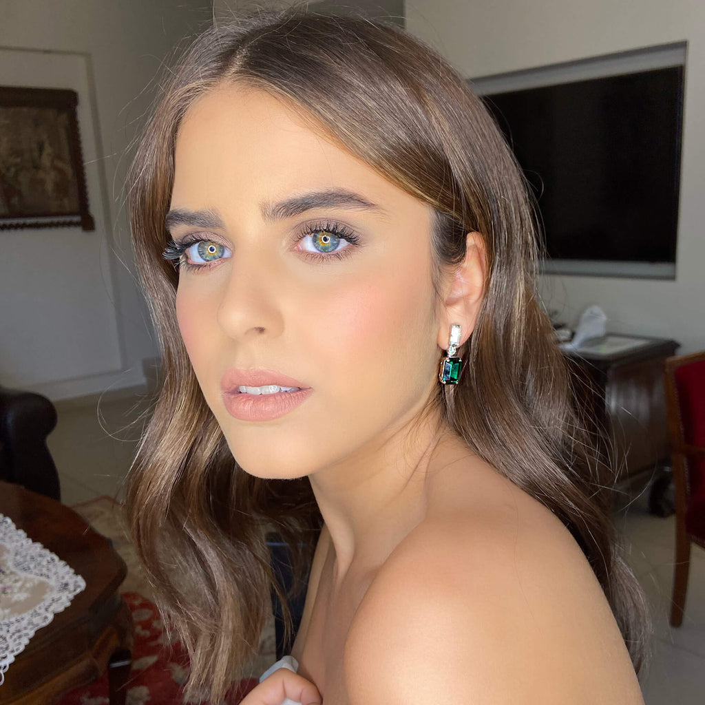 עגילים צבעוניים