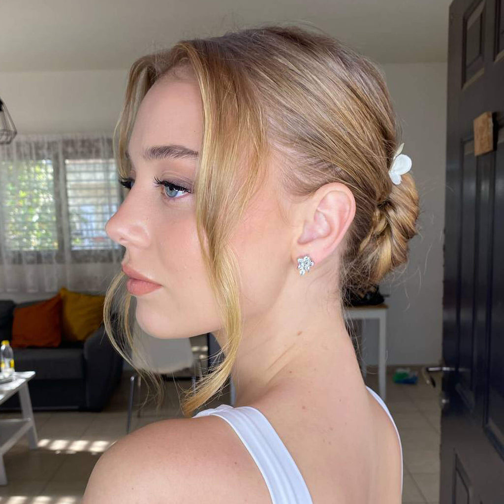 עגילי ניקי, עגילים לחתונה, דנה מנצור