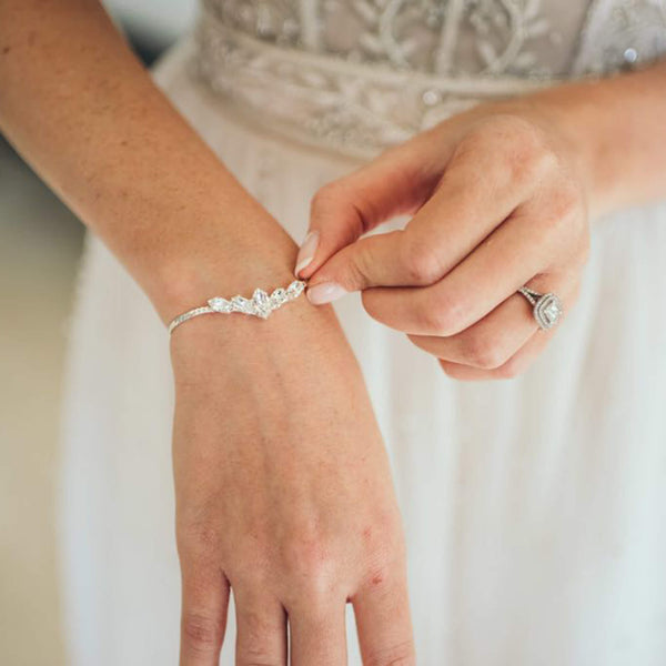 Bridal crystal bracelet | Trang Bracelet | The Lady Bride