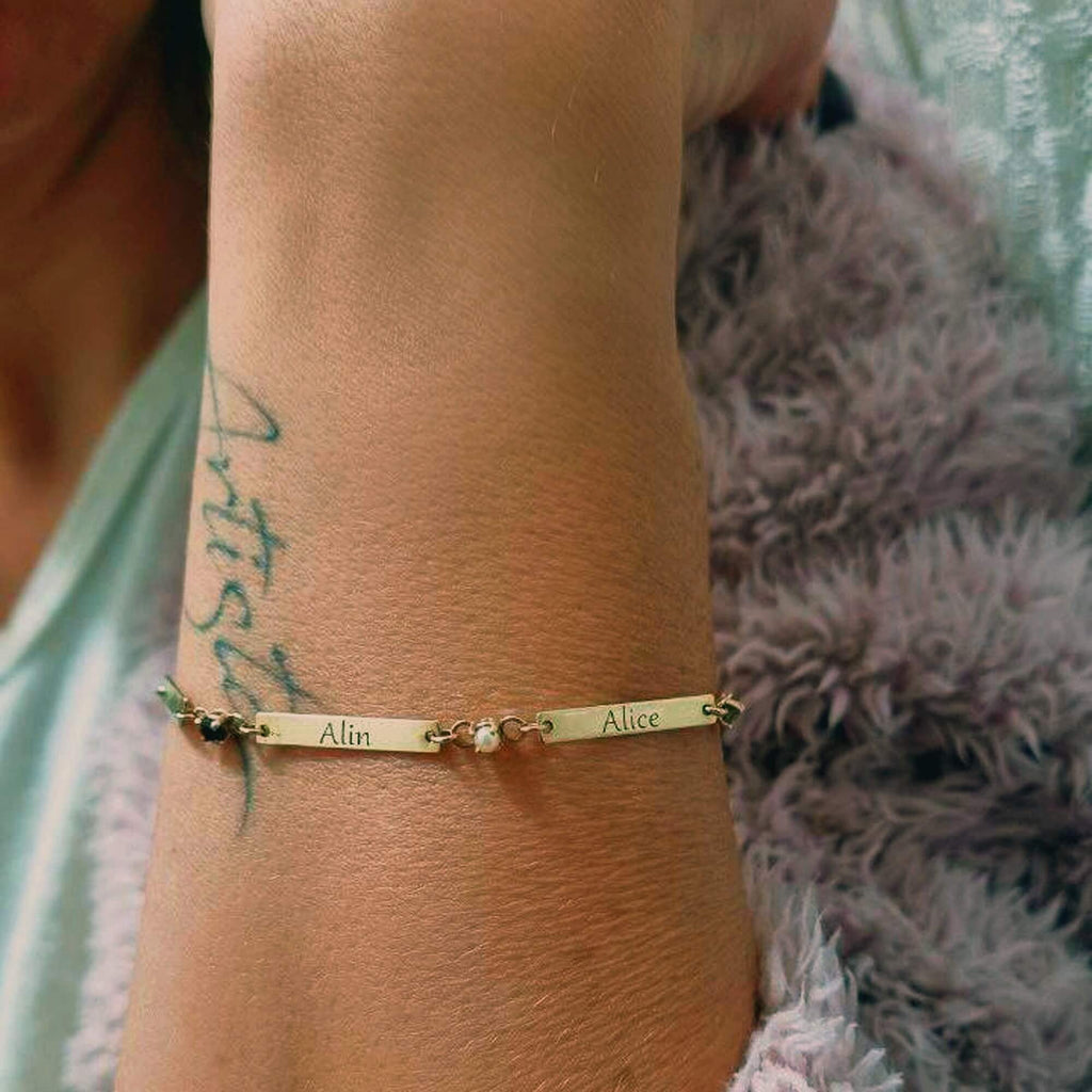 14Ksolid gold bar Bracelet | Dana Mantzur