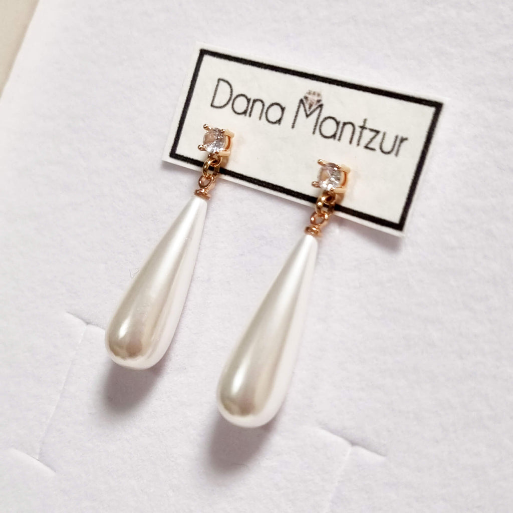 Long drop pearl earrings