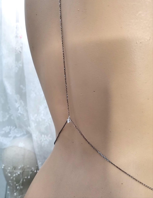 Disco back necklace | back layer chain | Dana Mantzur
