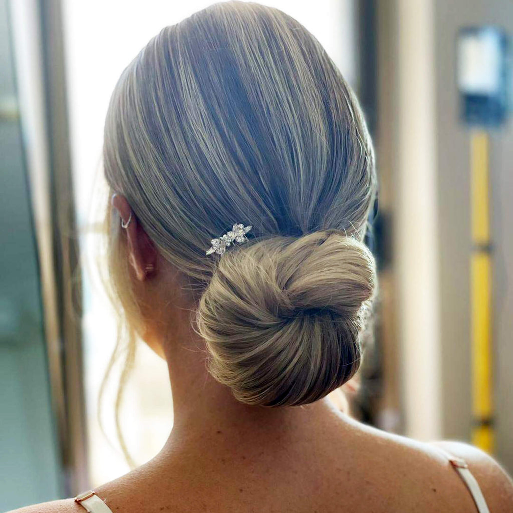 Slim side hair comb for the bride