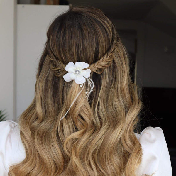 סיכת ראש פלורה - חתיכת שיער פרח משי | הכלה הליידית