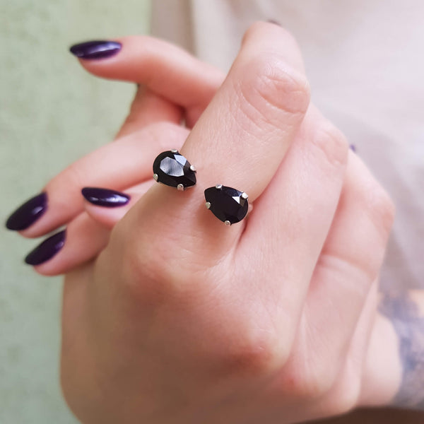 Adjustable black ring, Double drop ring, Dana Mantzur