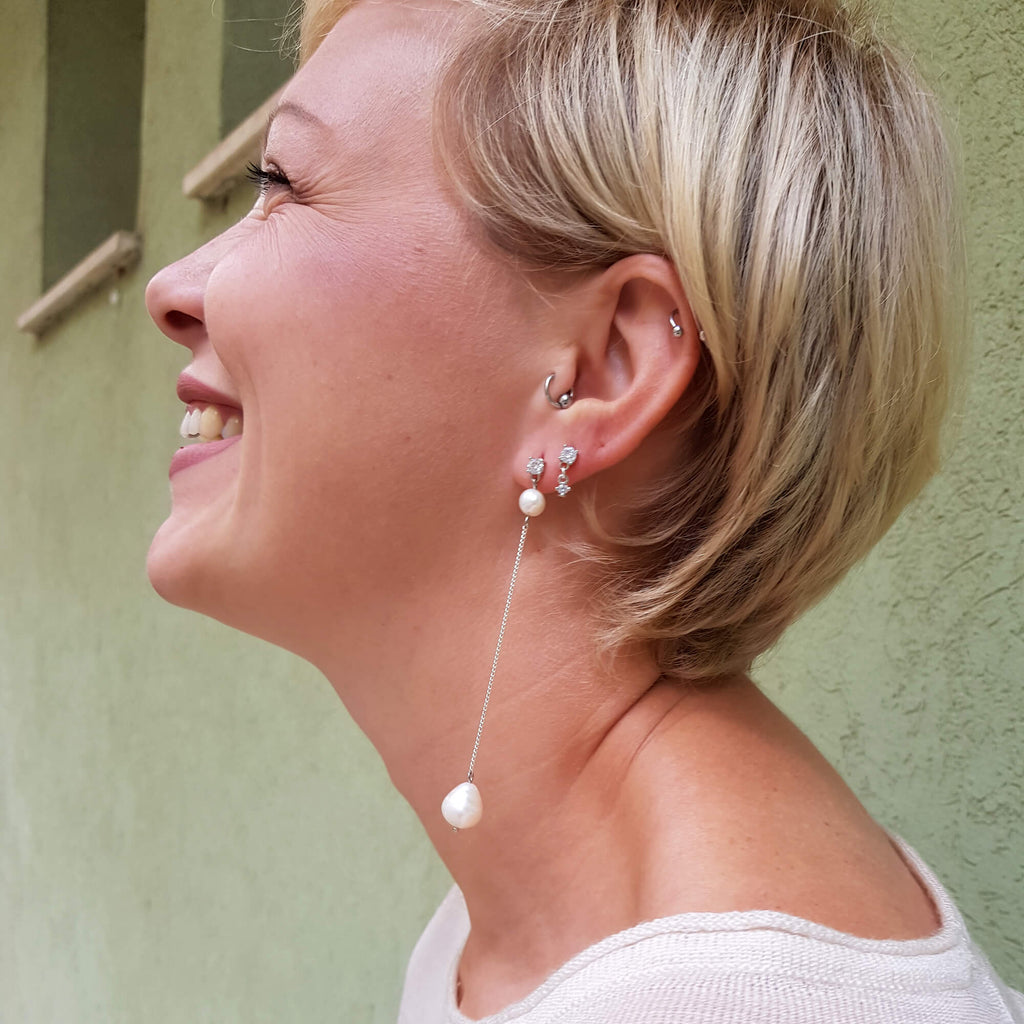 Big flameball pearl earrings, Angela Earrings, Dana Mantzur