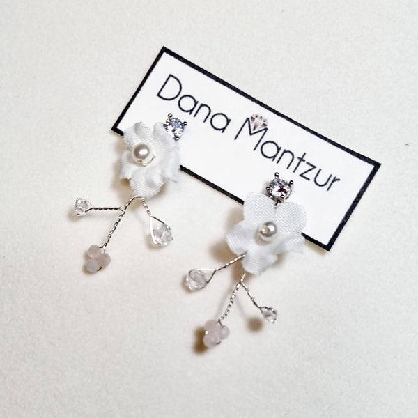 Gayle Earrings | White flower earrings | The Lady Bride