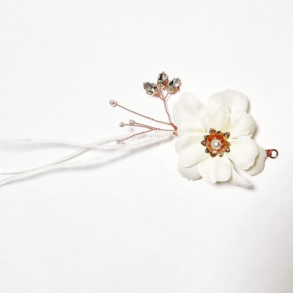Flora Hairpin - Rose gold bridal headpiece | The Lady Bride