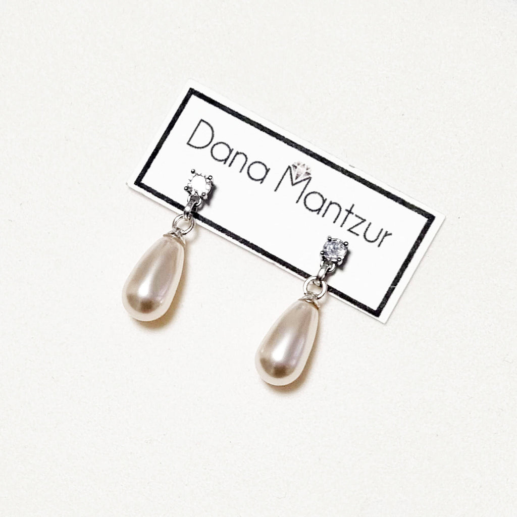 Silver pearl earrings, Lia earrings, The Lady Bride