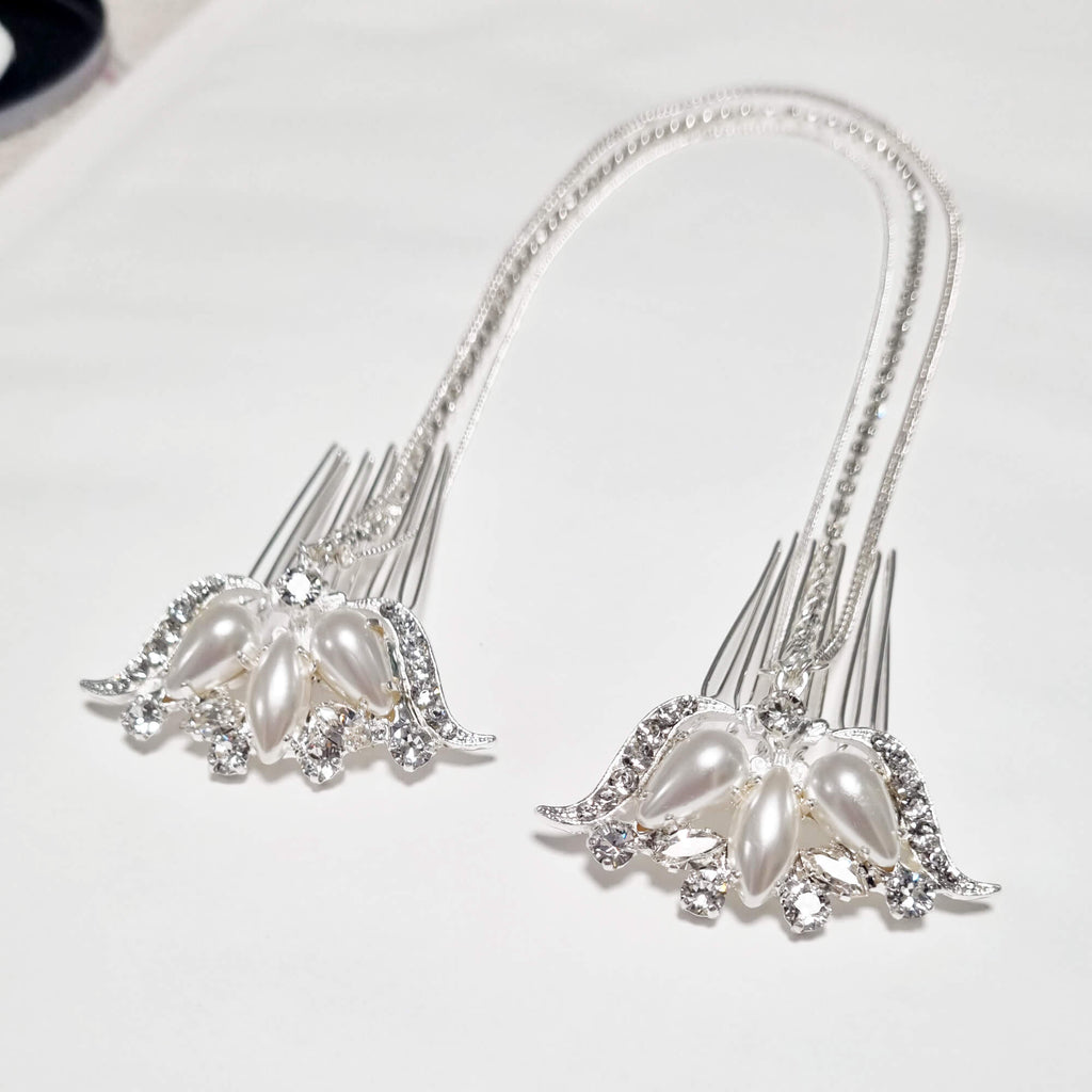 Silver hair combs with chains