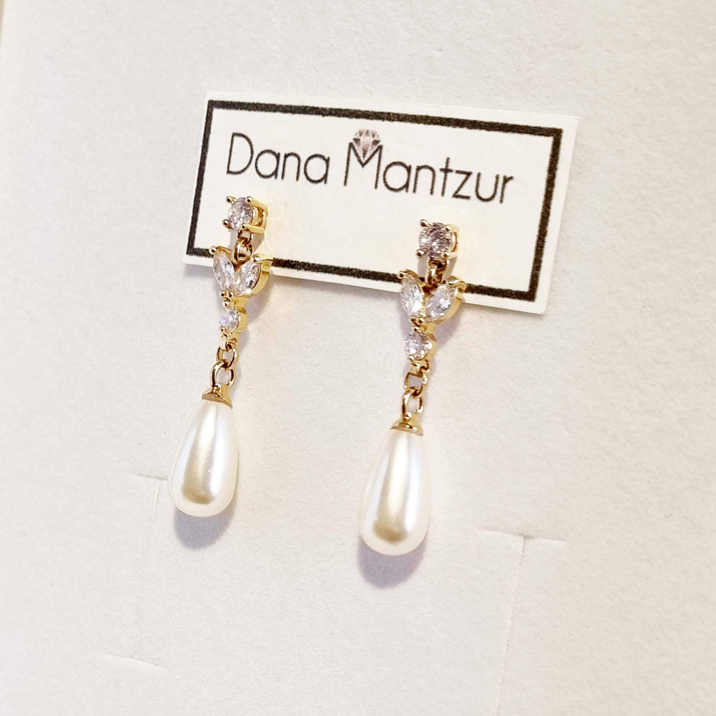 Bridal zirconia and pearl earrings, Darlin Earrings, The Lady Bride