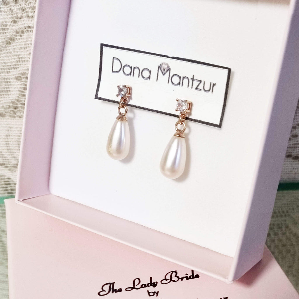 Rose gold, tear drop pearl earrings, Lia earrings, The Lady Bride