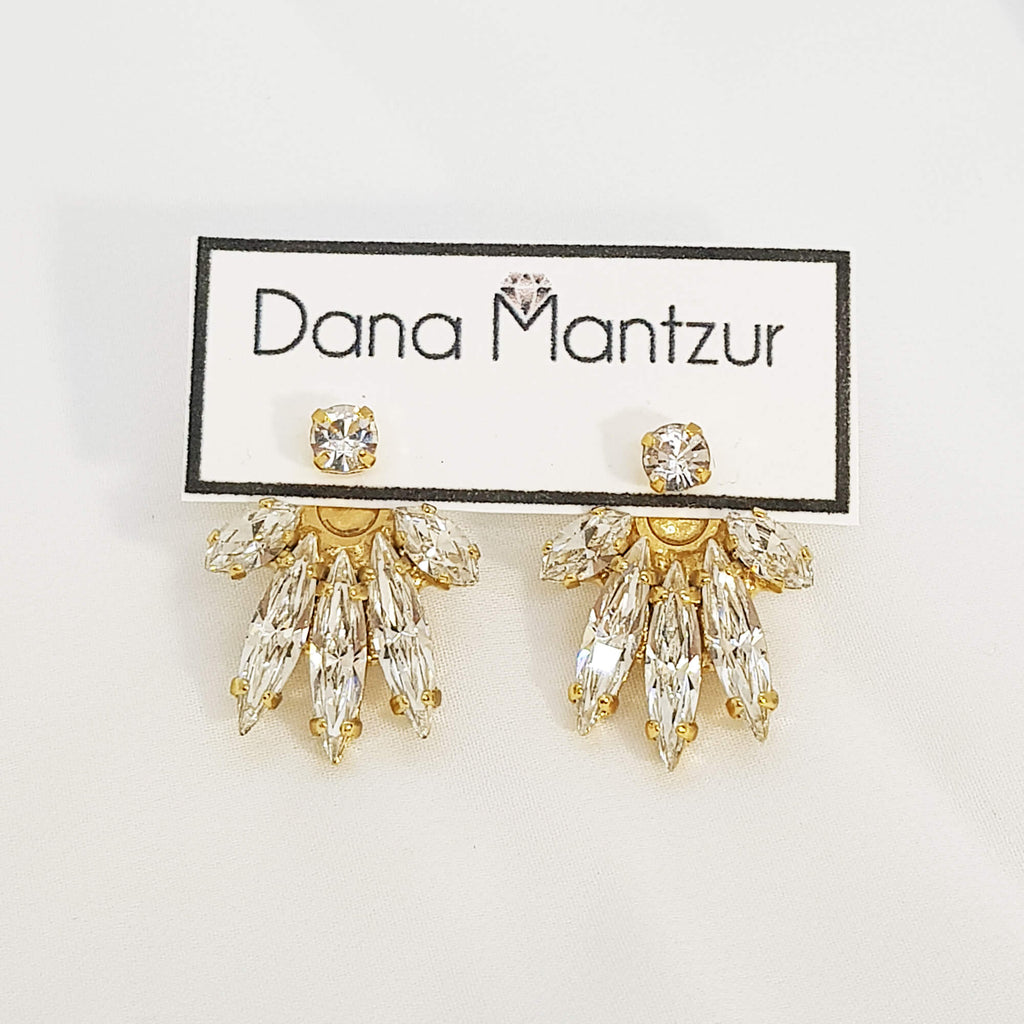 Gold trendy earrings