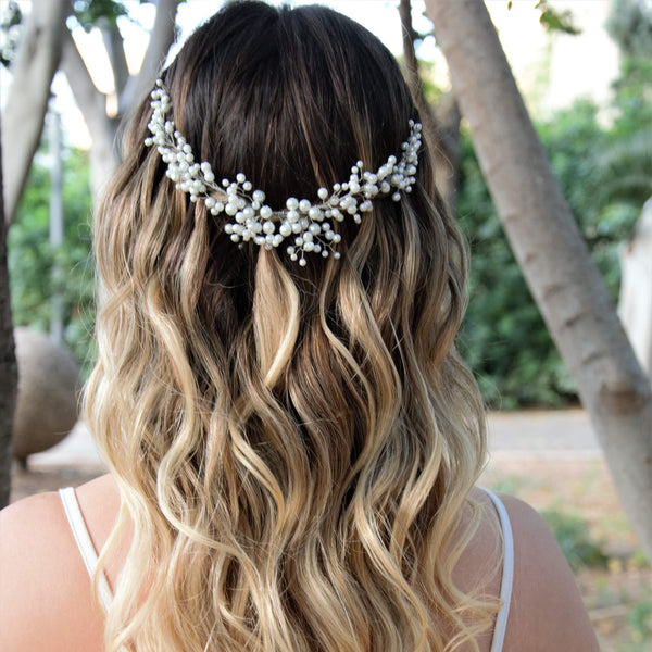 Pearl hair accessories