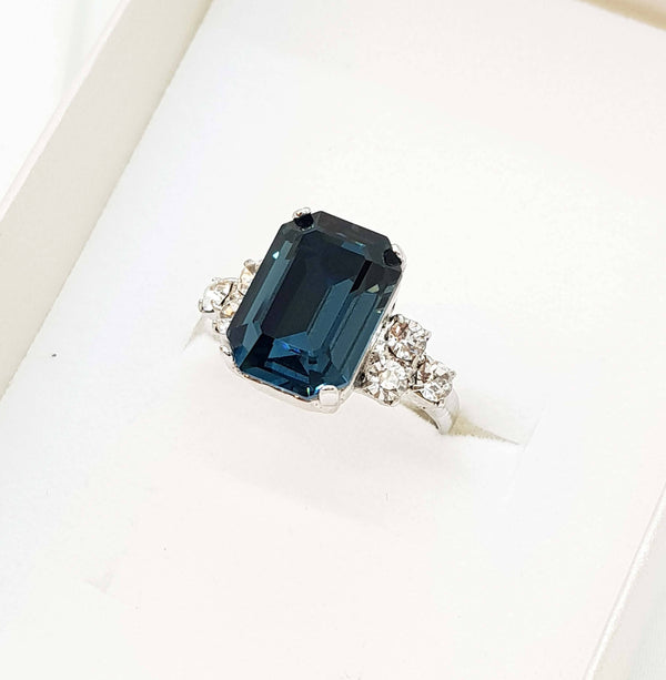 Elizabeth Ring, Deep blue ring, Dana Mantzur