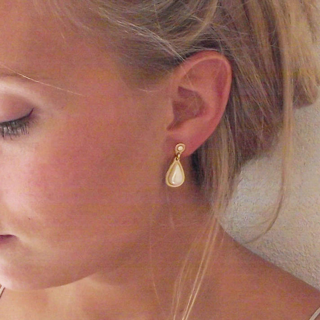 Gold and pearl earrings