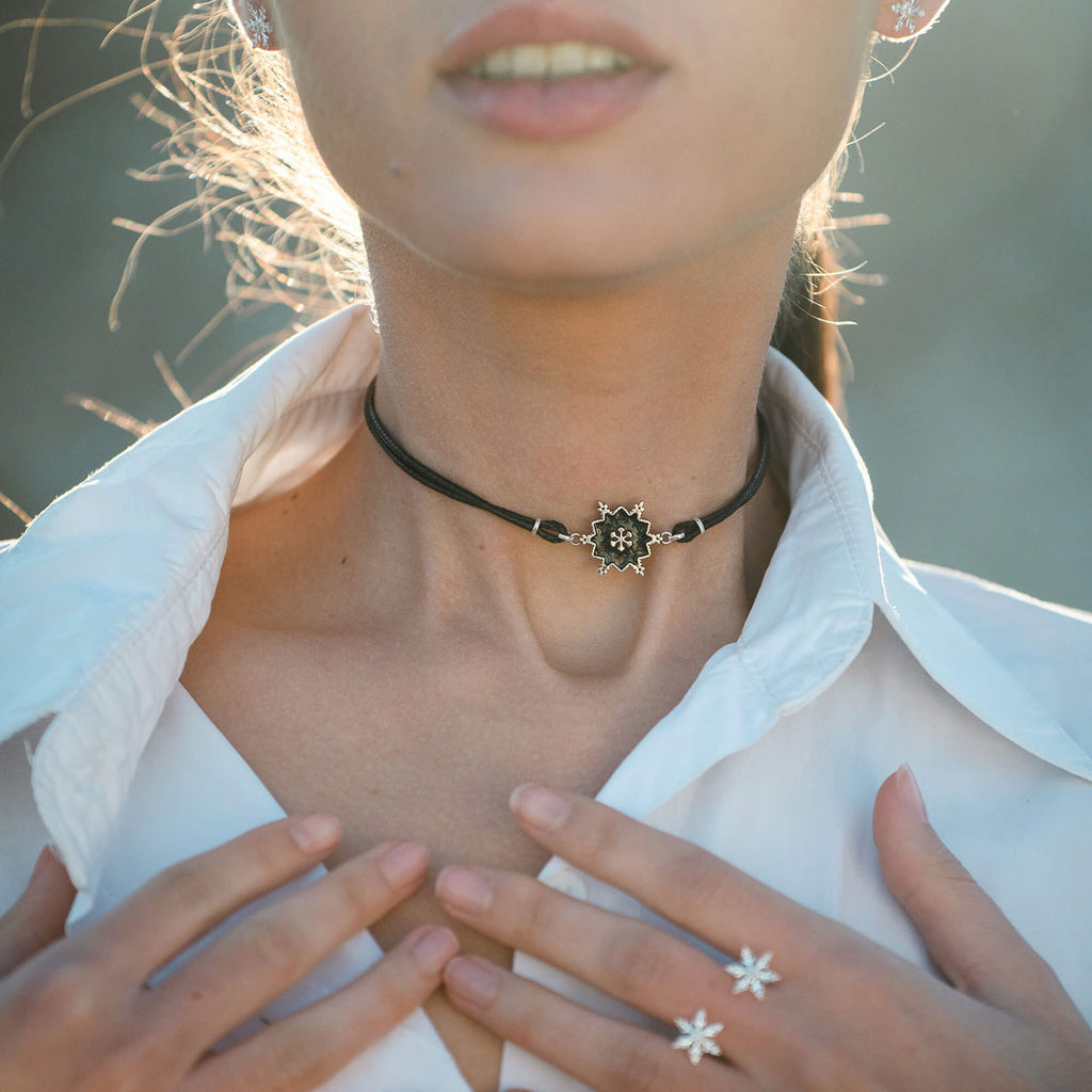 Spagezini choker - Black cord choker necklace | Dana Mantzur