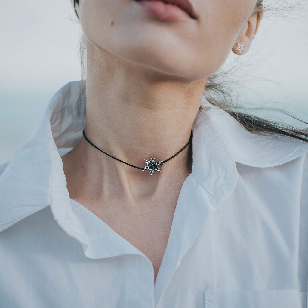 Upsala Choker - Oxidized snowflake black choker | Dana Mantzur